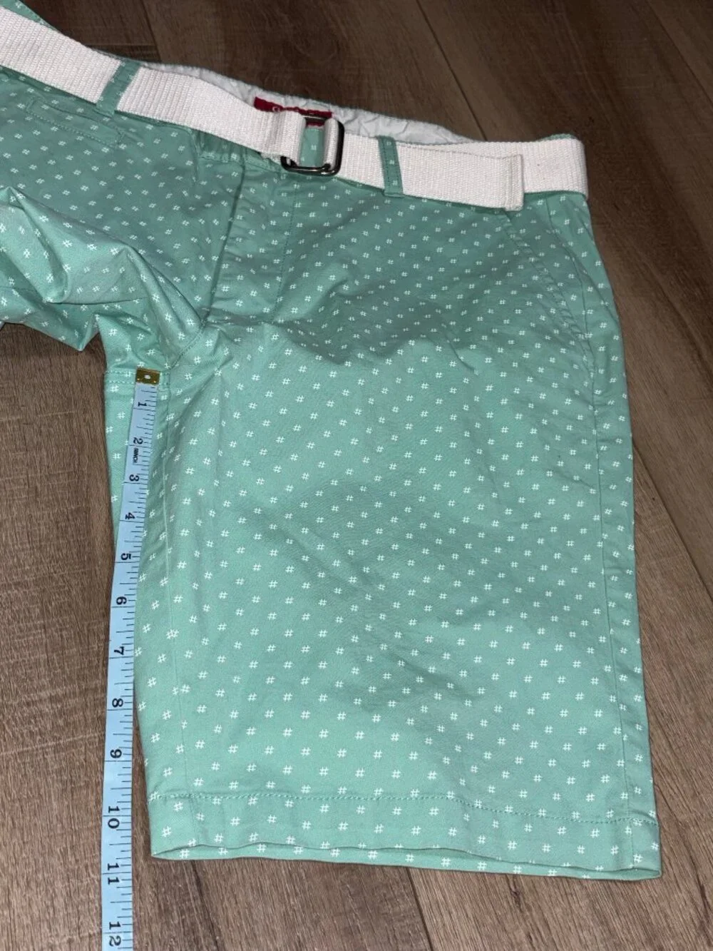 GUESS Chino Shorts Men's Size 34